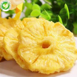 Chips de abacaxi fritos a vácuo crocantes